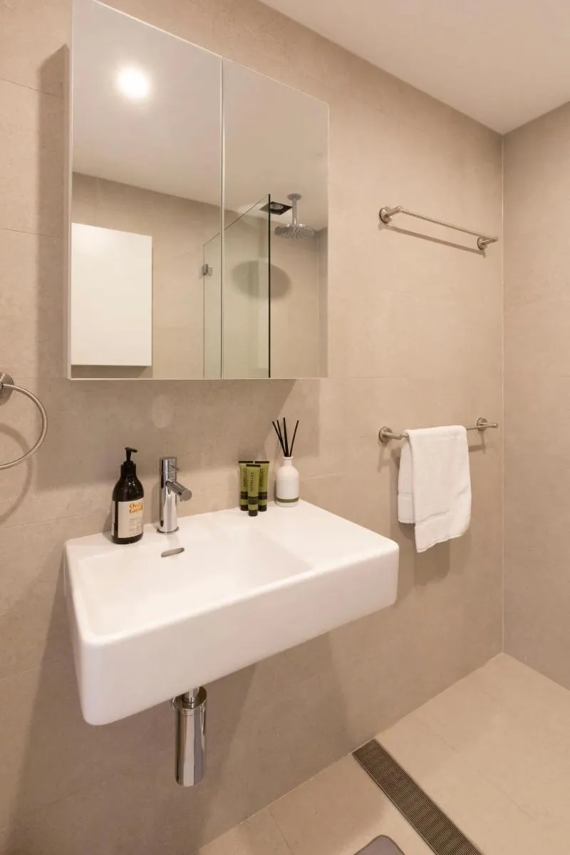 Image 3 of 2BDR Brand New Apt Moments from RNSh St Leonards