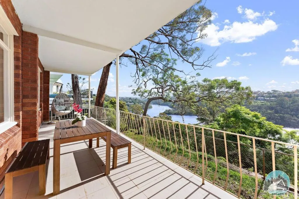 Image of Aircabin – Castle Cove – Scenic View – 4 Beds Hous