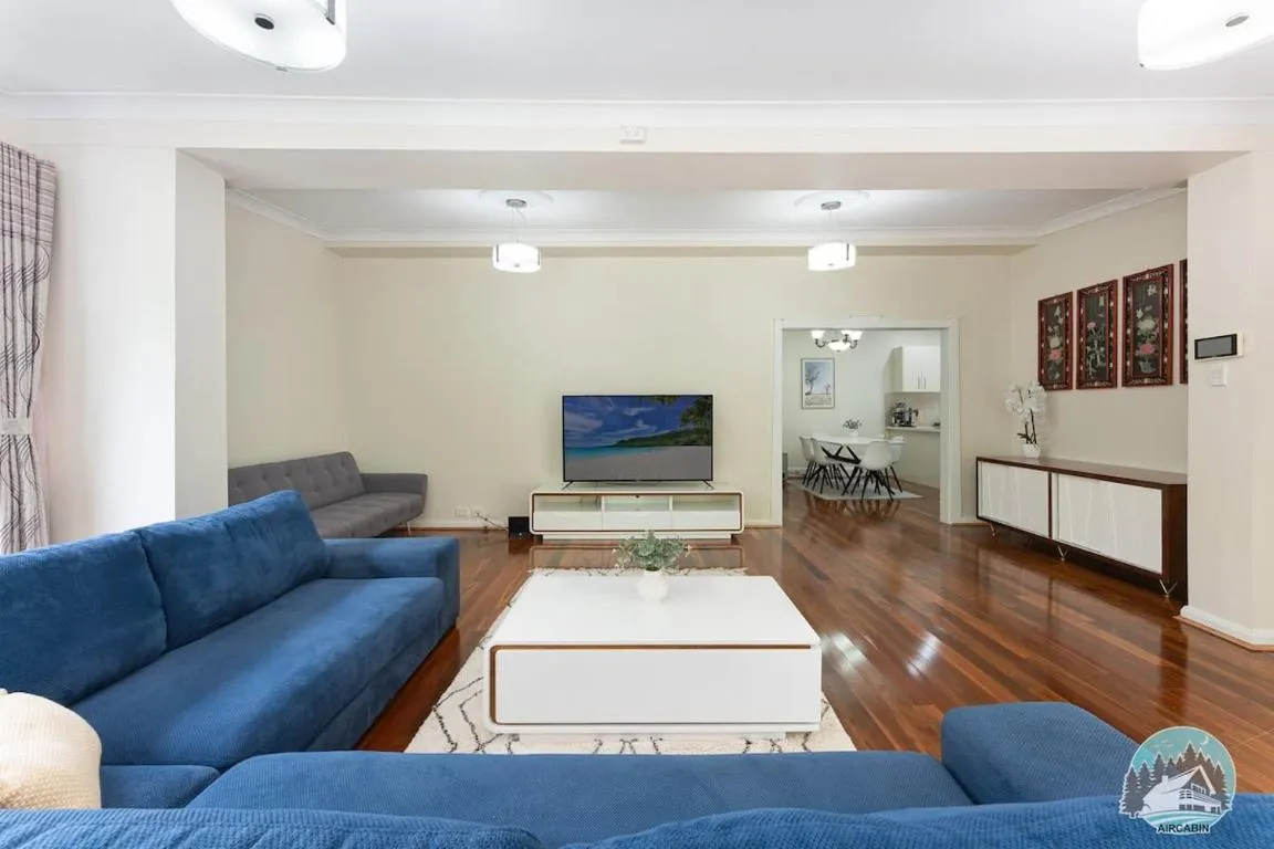 Image of Aircabin – Denistone – 3 Beds Lovely House