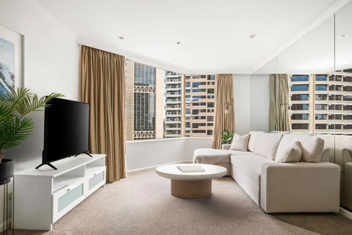 Image of Amazing Sydney Apartment with Pool, Gym and Sauna
