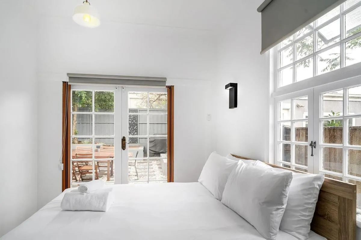 Image 5 of Balmain Beauty with Spacious Garden