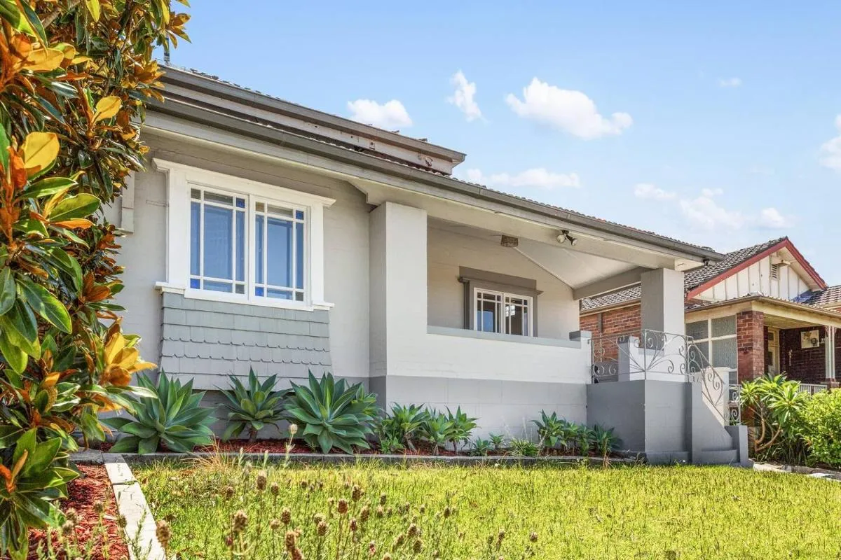Image 6 of Bay Run Bungalow – A Modern Heritage Pool Haven