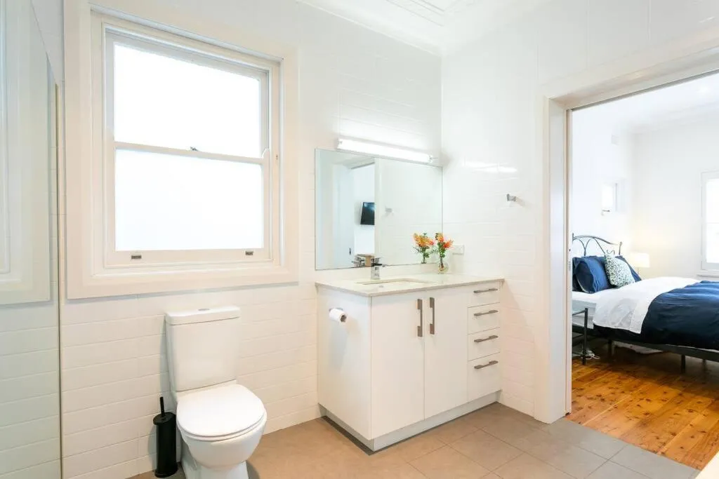 Image 2 of Beach House Close to Manly