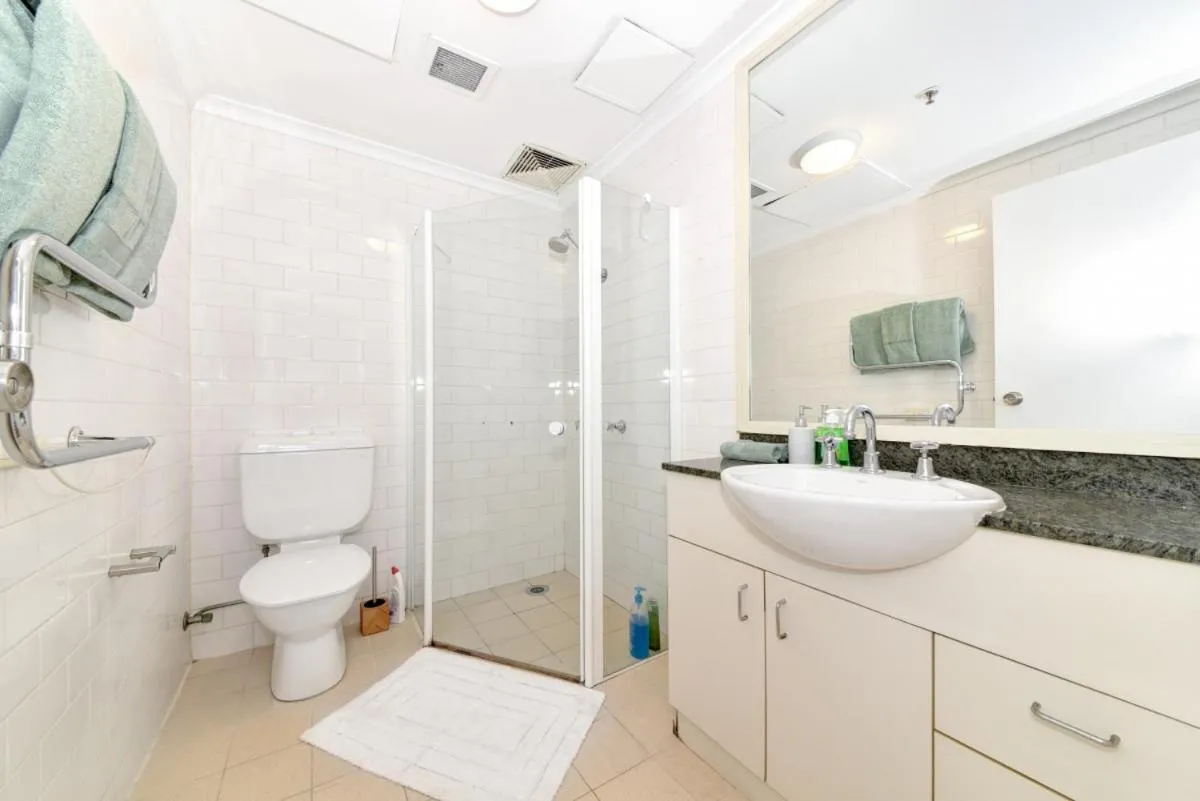 Image 2 of Beautiful apartment in Pyrmont