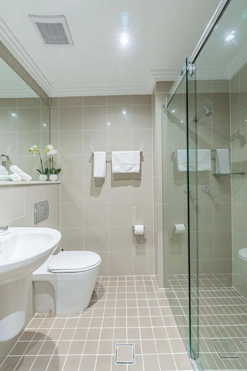 Image 6 of Best Western Plus Camperdown Suites