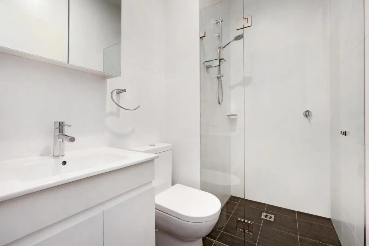 Image 2 of Bondi Beach Studio King Suite 1