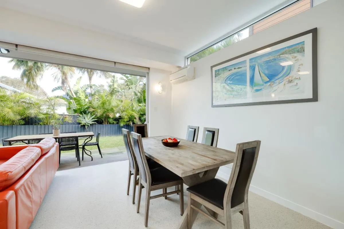 Image 3 of Bondi Holiday Home – Garden