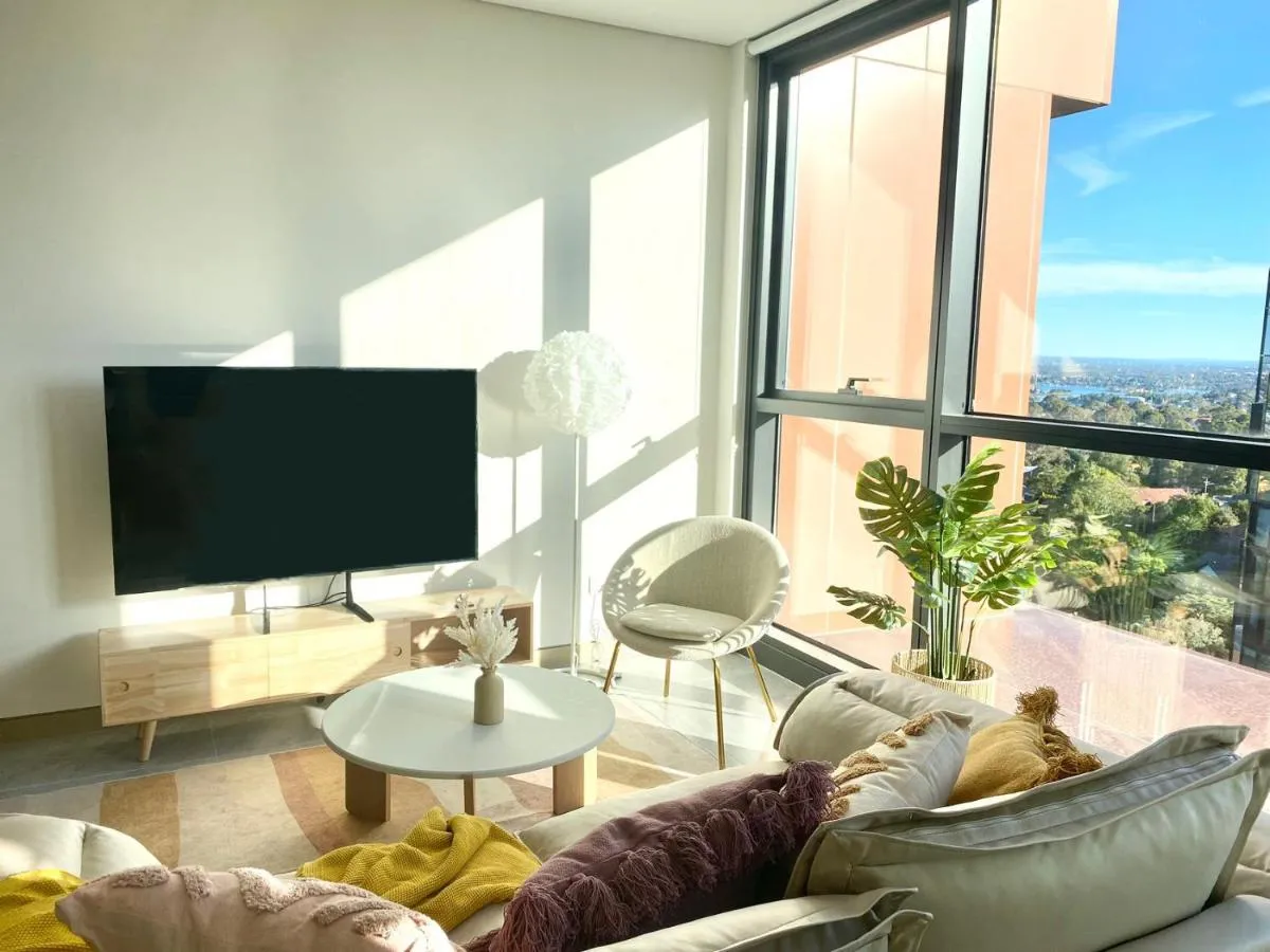Image 4 of Central Apartment St Leonards