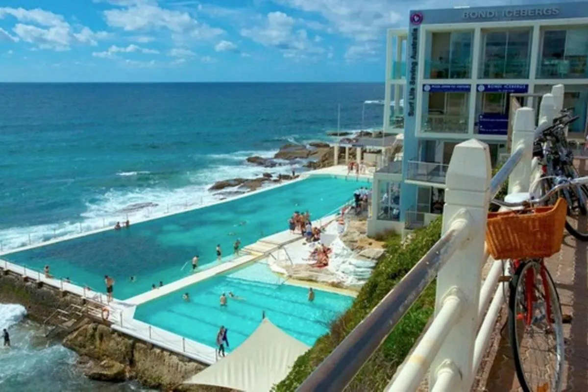 Image 2 of Central Bondi Apartment NEW