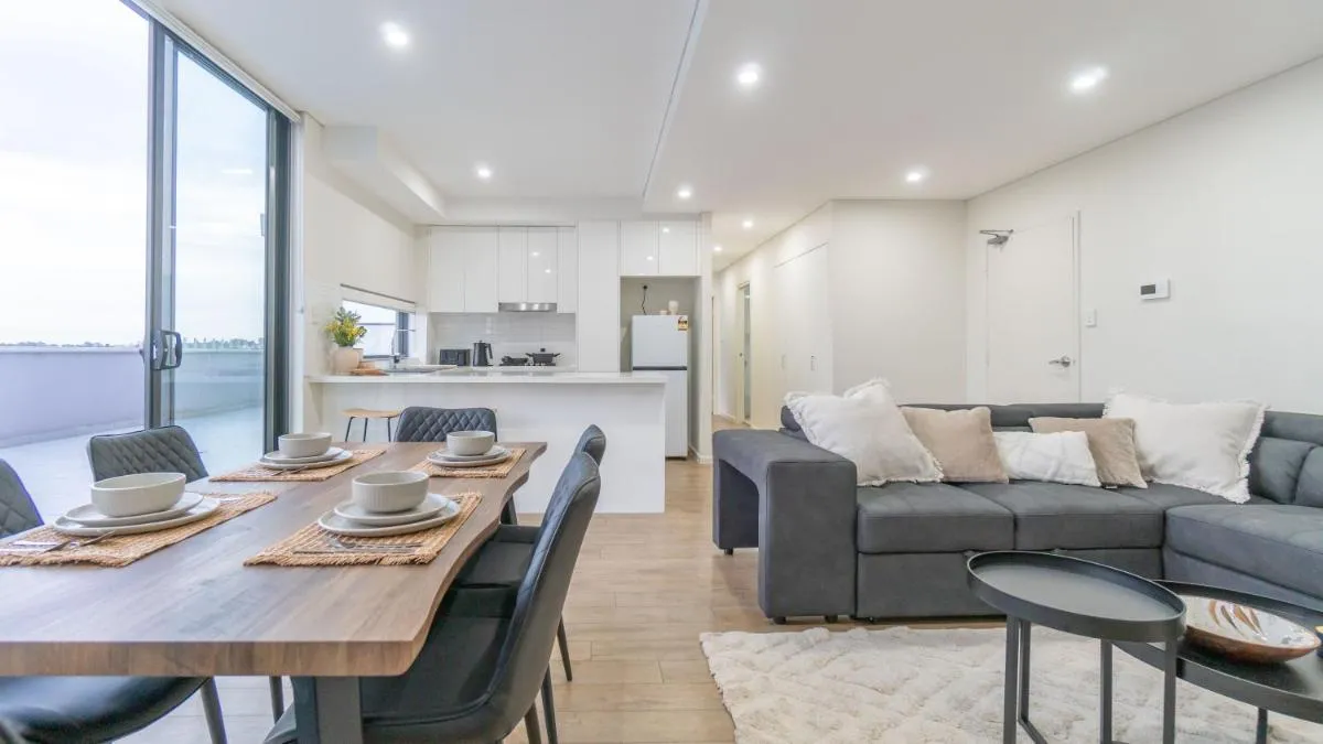 Image of Central Canterbury Charm Sky View Free Parking