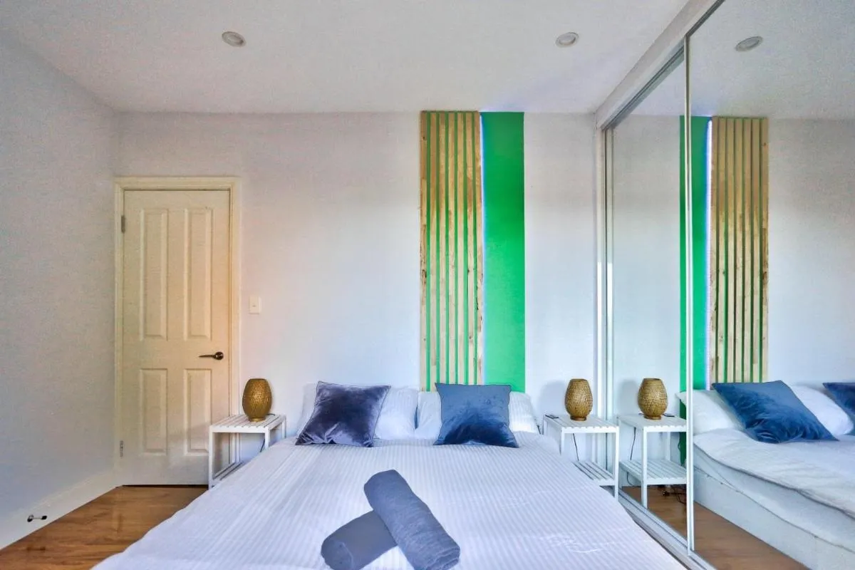 Image 5 of Charming 2 Bedroom House Surry Hills