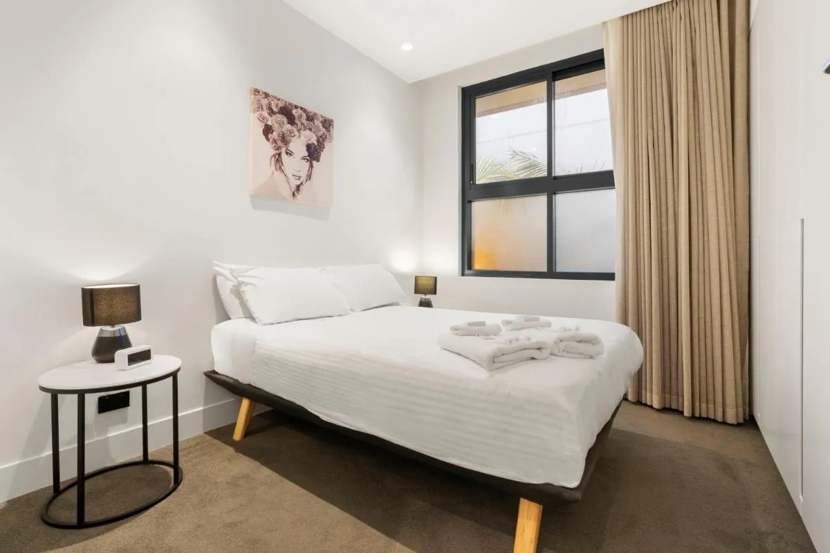 Image 6 of Chic 2-Bed Apartment with Balcony Near Coogee Beach