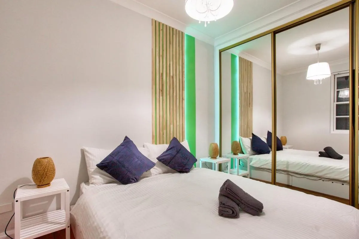 Image 1 of City Center 2 Bedroom House Pyrmont 2 E-Bikes Included