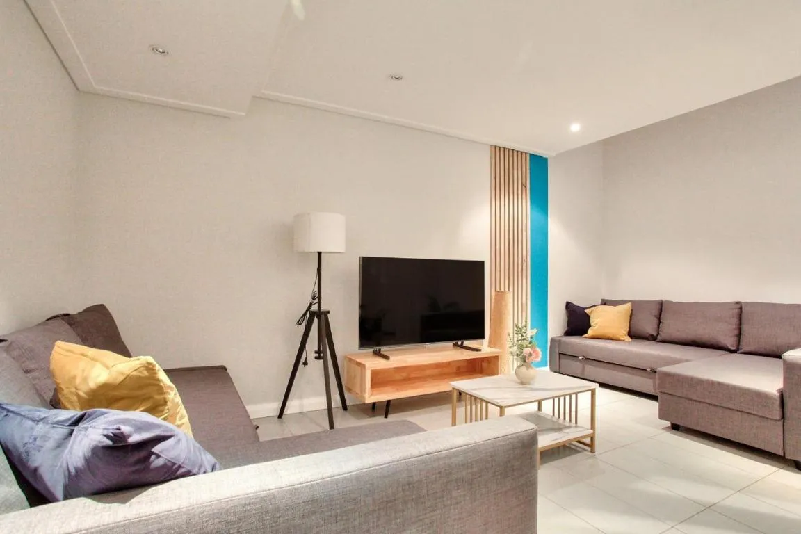 Image of City Center 2 Bedroom House Pyrmont 2 E-Bikes Included