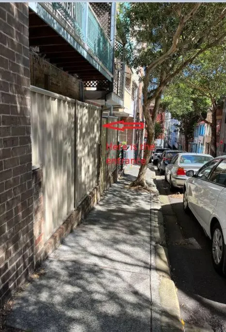 Image 5 of Comfortable Studio+free parking for small car