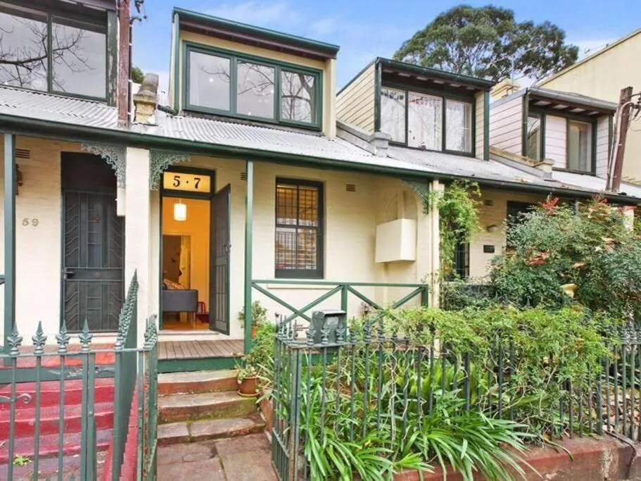 Image of Cosy 2 Bedroom House Chippendale Central Newtown