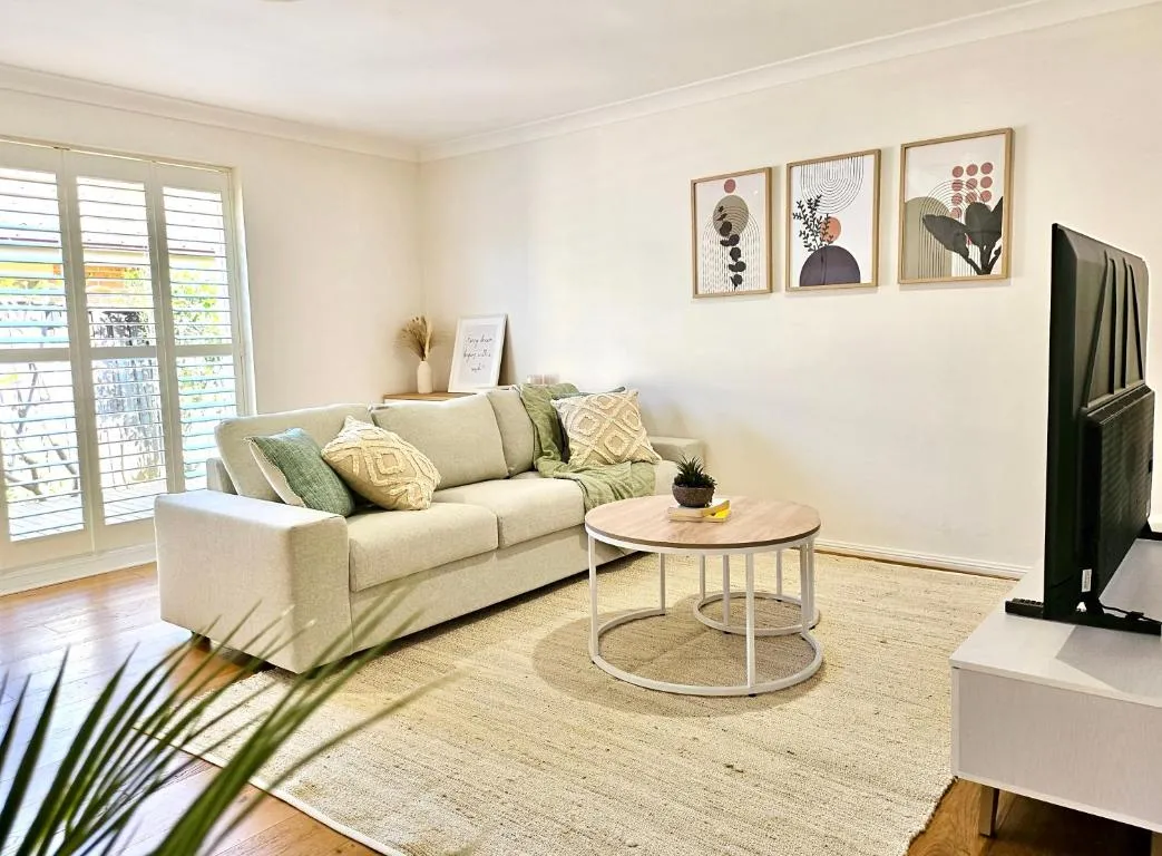 Image of Cosy 3BR House, 7 mins drive to Macquarie Centre, 5 stars on AirB&B
