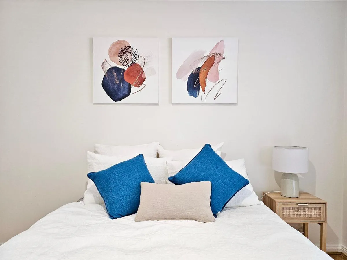 Image 6 of Cosy 3BR House, 7 mins drive to Macquarie Centre, 5 stars on AirB&B