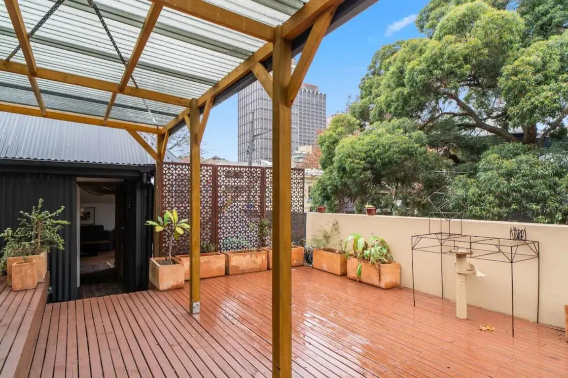 Image of Cozy Apartment w Terrace Close to City Center