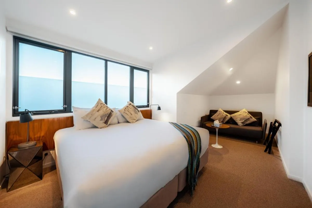 Image 5 of Cremorne Point Manor