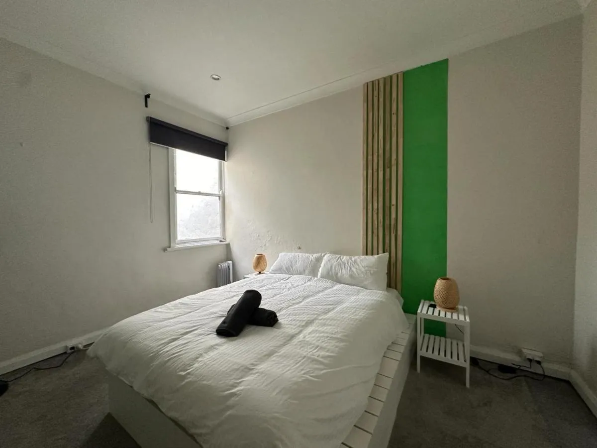 Image 6 of Dynamic 2 Bedroom home close to city buzz Darling St 2 E-Bikes Included