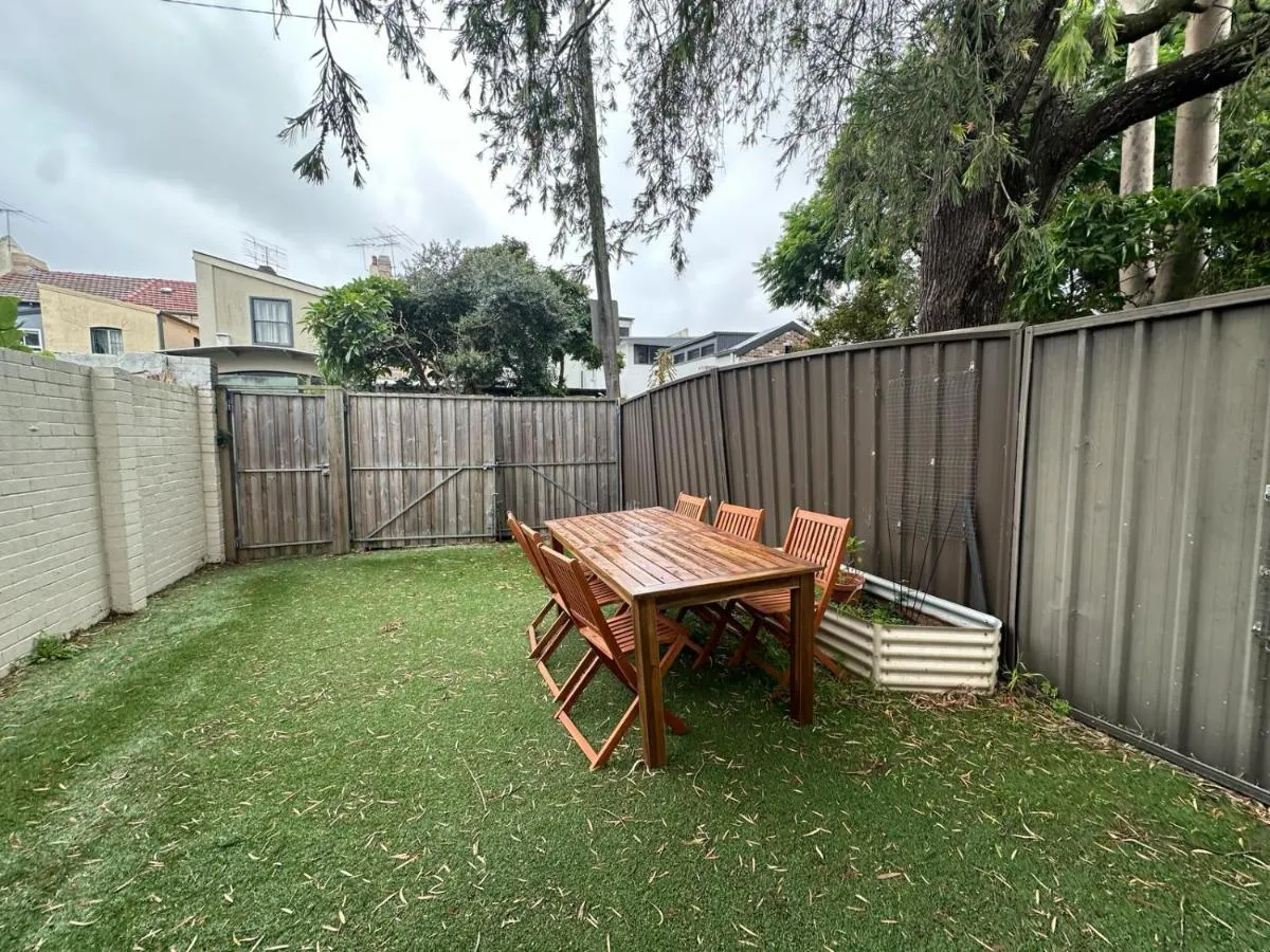 Image 5 of Dynamic 2 Bedroom home close to city buzz Darling St 2 E-Bikes Included