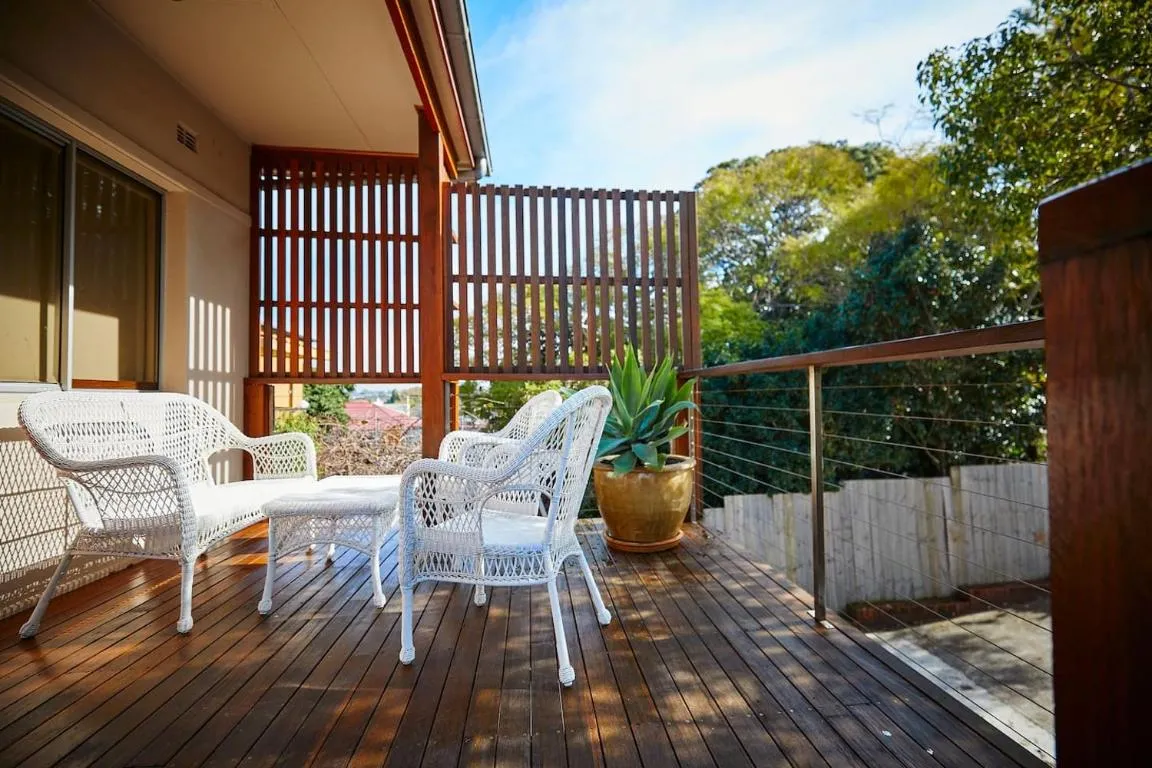 Image of Easy Esperanza – Compact Indoor-outdoor Living