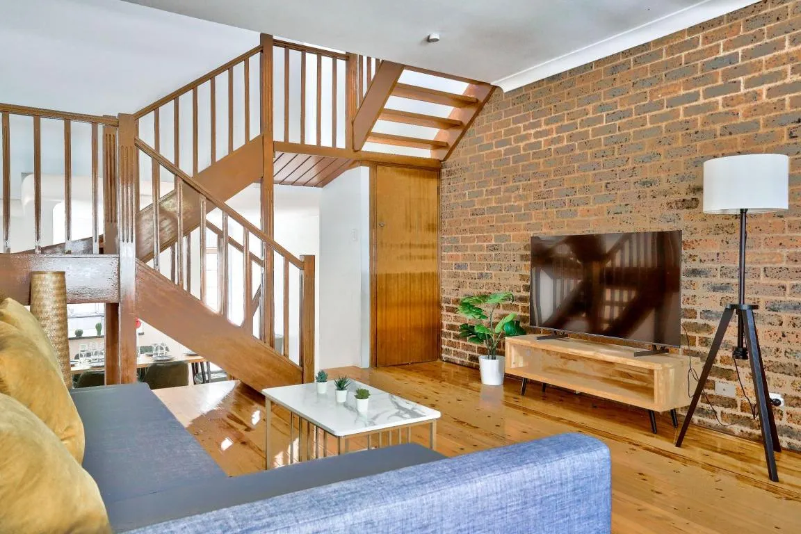 Image of Elegant House Chippendale – City Center 2 E-Bikes Included