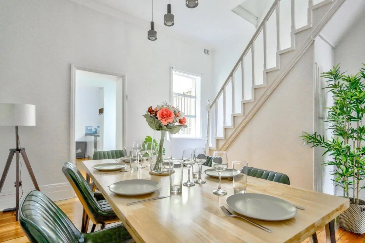 Image 3 of Family Friendly 3 Bedroom House Glebe 2 E-Bikes Included