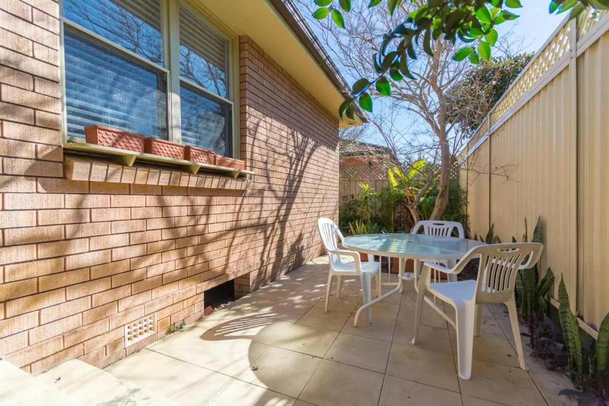 Image 4 of Family Stay with Idyllic Sun-drenched Courtyard