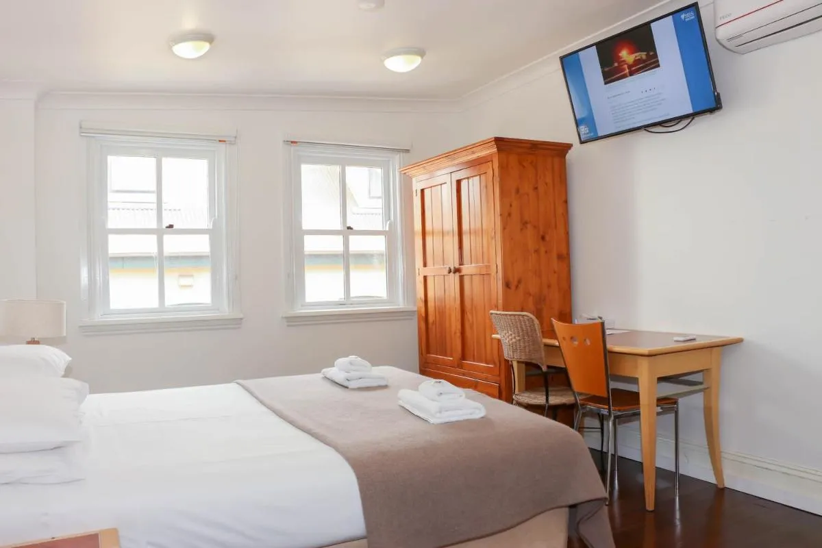 Image 4 of Glasgow Arms Hotel Ultimo