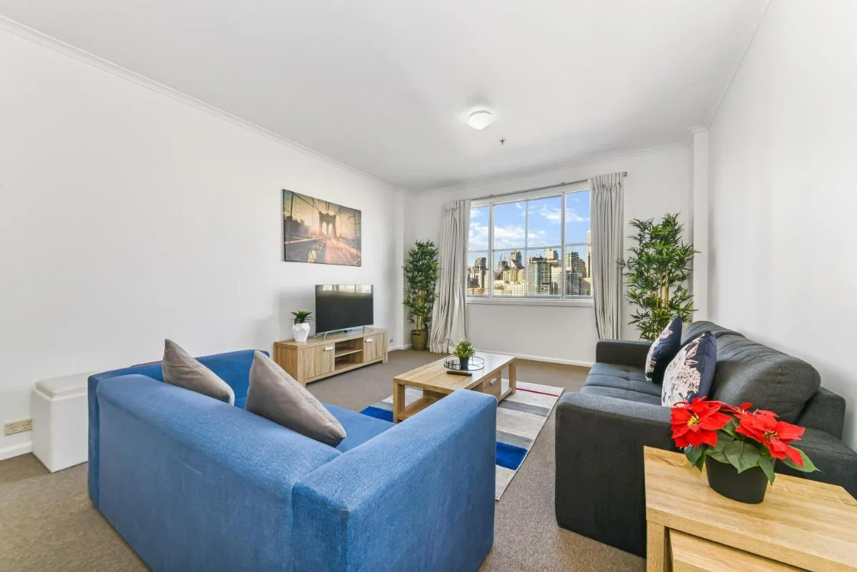 Image 4 of Goldsbrough 2 bedrooms split apartment