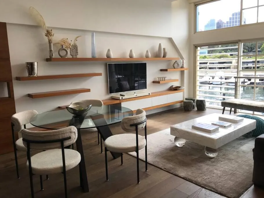 Image 2 of Harbour View Woolloomooloo