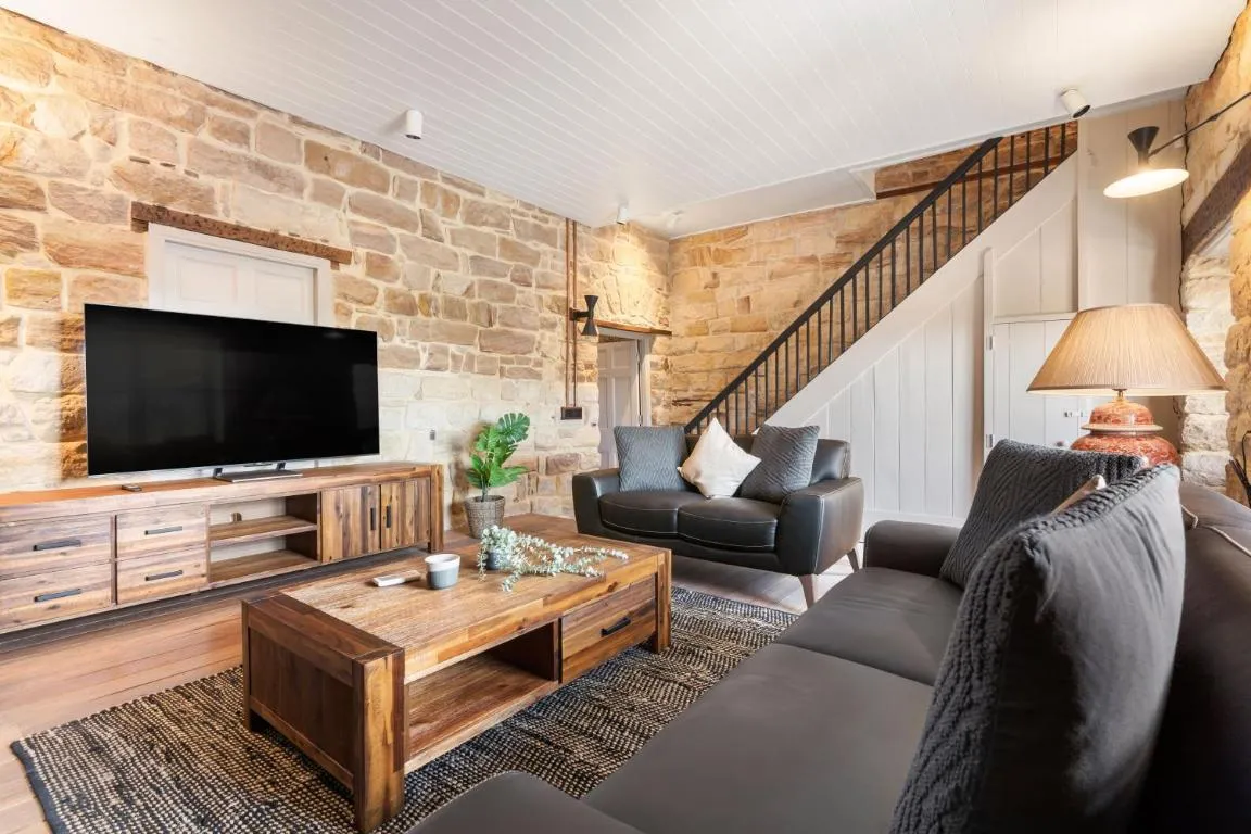 Image of Iconic Luxury 5BR Home w/ Opera and Harbour view