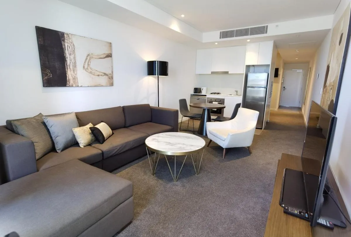 Image 4 of KOZYGURU Chatswood Luxury Studio Walk to Chatswood Chase NCH088-721