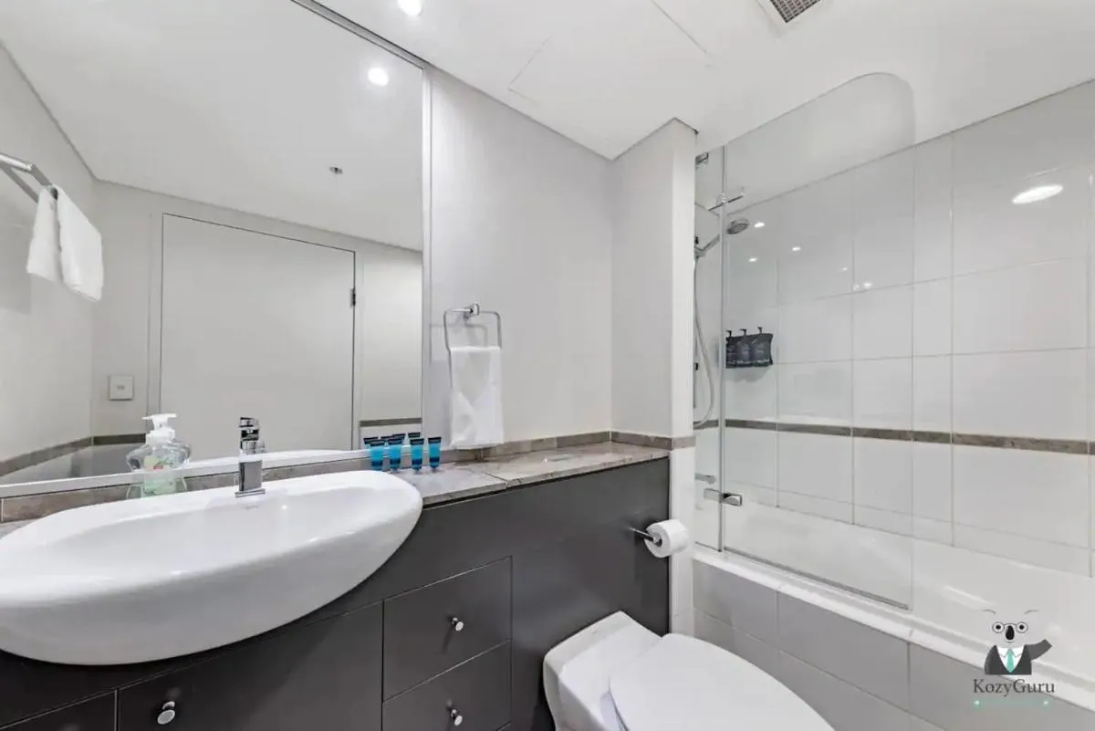 Image 2 of KOZYGURU SYDNEY CBD BEST Location STUDIO NHA653-1101