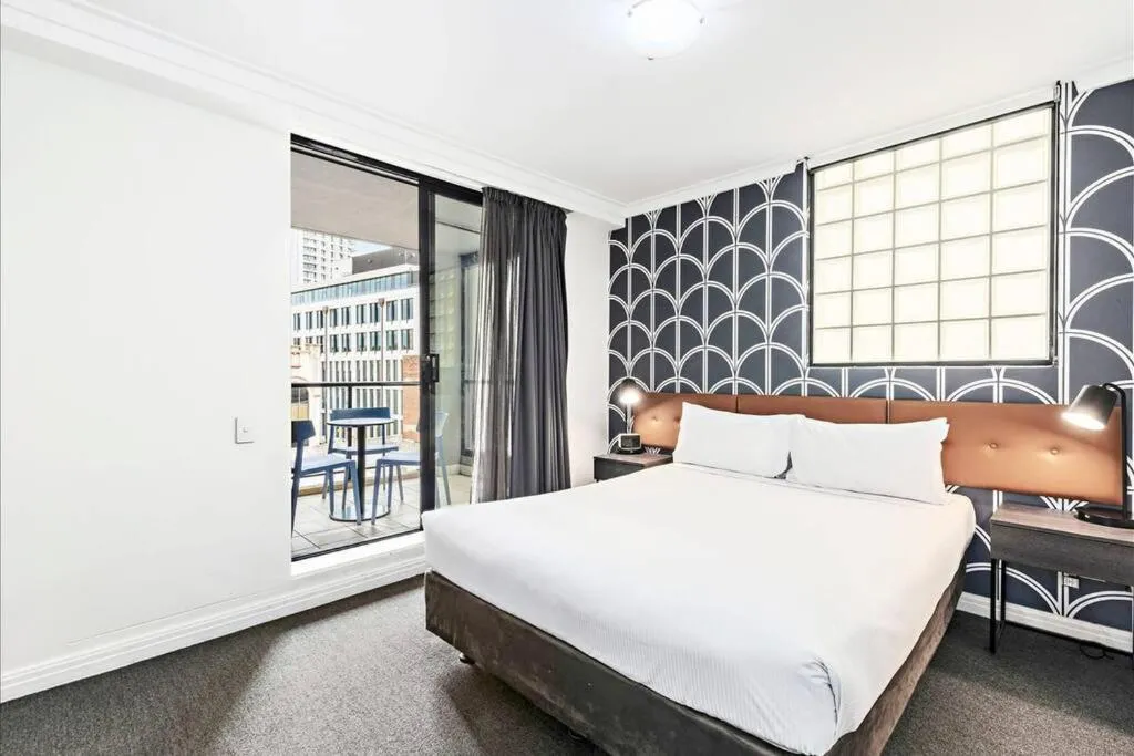 Image 1 of KozyGuru / Haymarket / Modern 1 Apt Best Location / NHA653-608