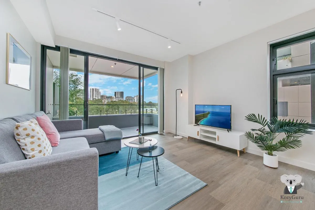 Image 4 of KozyGuru Wolli Creek 1 BED APT Sydney Airport & CBD NWC020