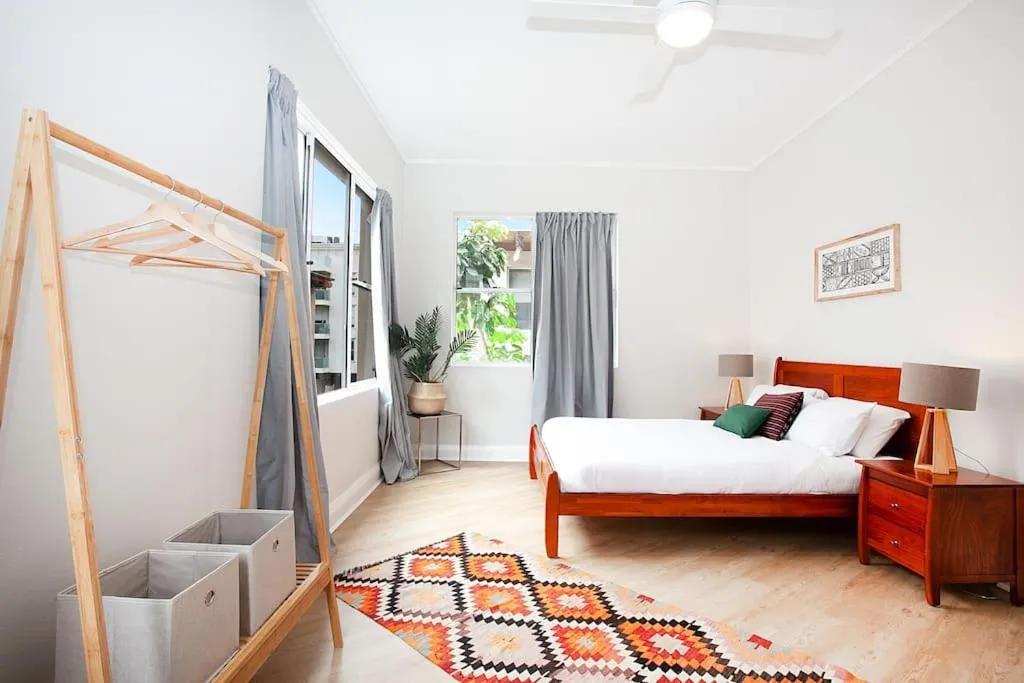 Image 1 of Large 4 Bed Beachside Haven 50m to Bondi Beach