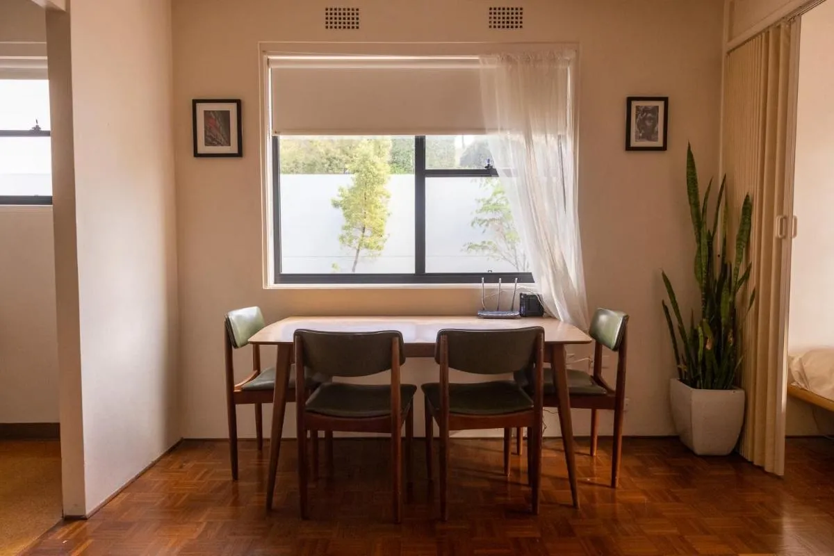 Image 2 of Light-Filled Paddington Studio with Parking