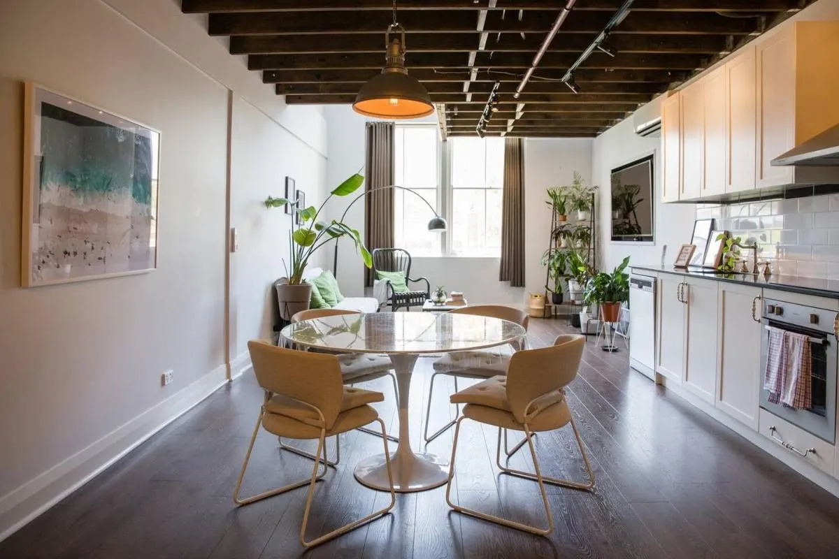 Image 3 of Loft-Style Living – Sophisticated Urban Retreat