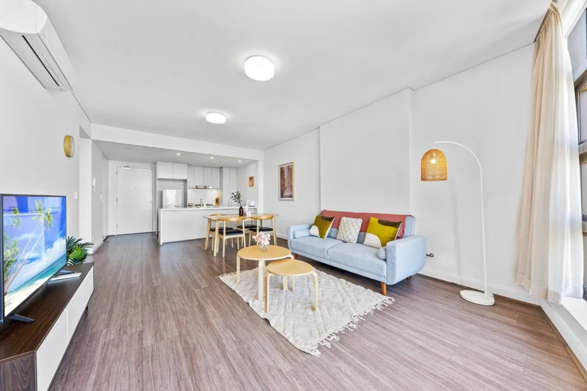 Image 4 of Lovely 2 bedroom APT in centre of Sydney Olympic Park