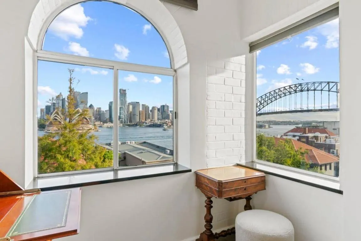 Image of Lovely Apartment with Spectacular Views