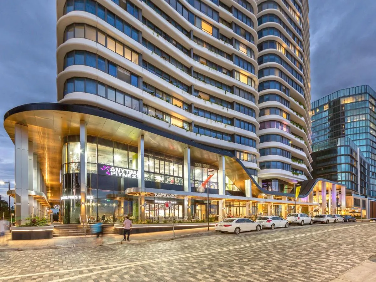 Image 5 of Lumière Waterside Oasis – Views, Parking, Ease