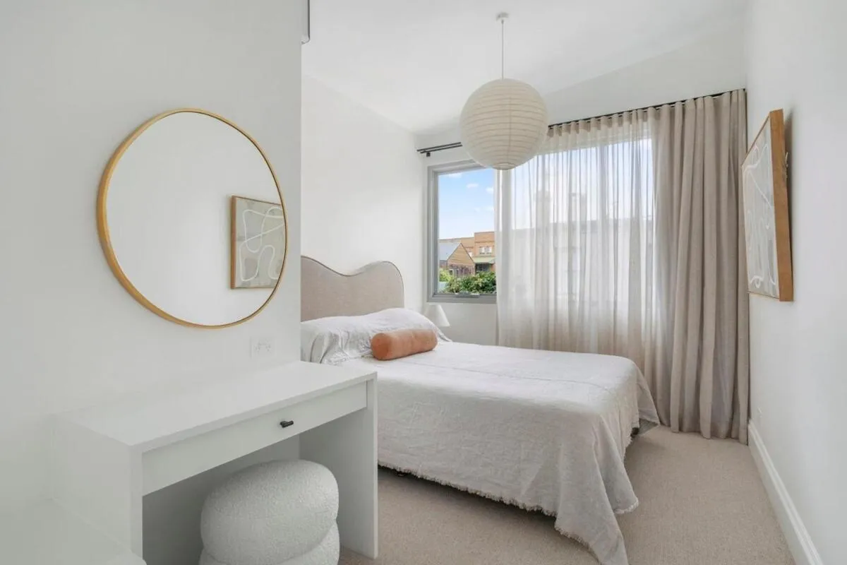 Image 6 of Luxury Designer Redfern House