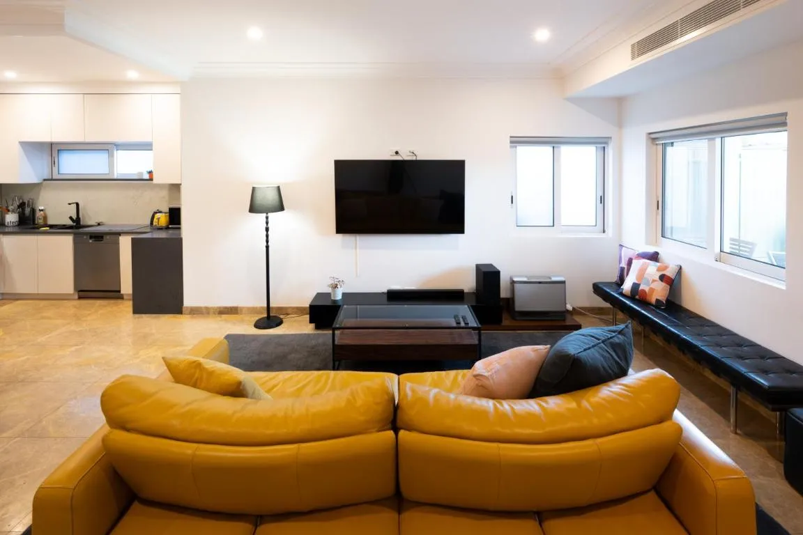 Image of Luxury Home in Mascot, Minutes to CBD and Sydney Airports