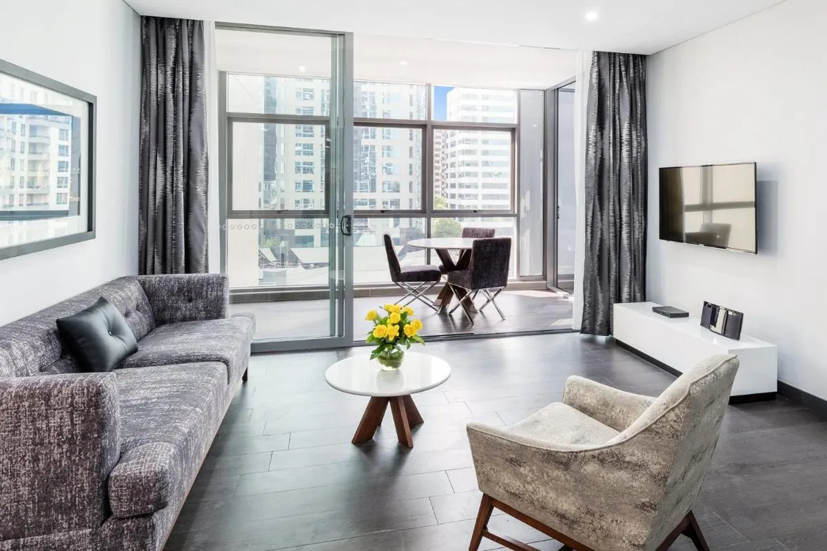 Image 6 of Meriton Suites Chatswood