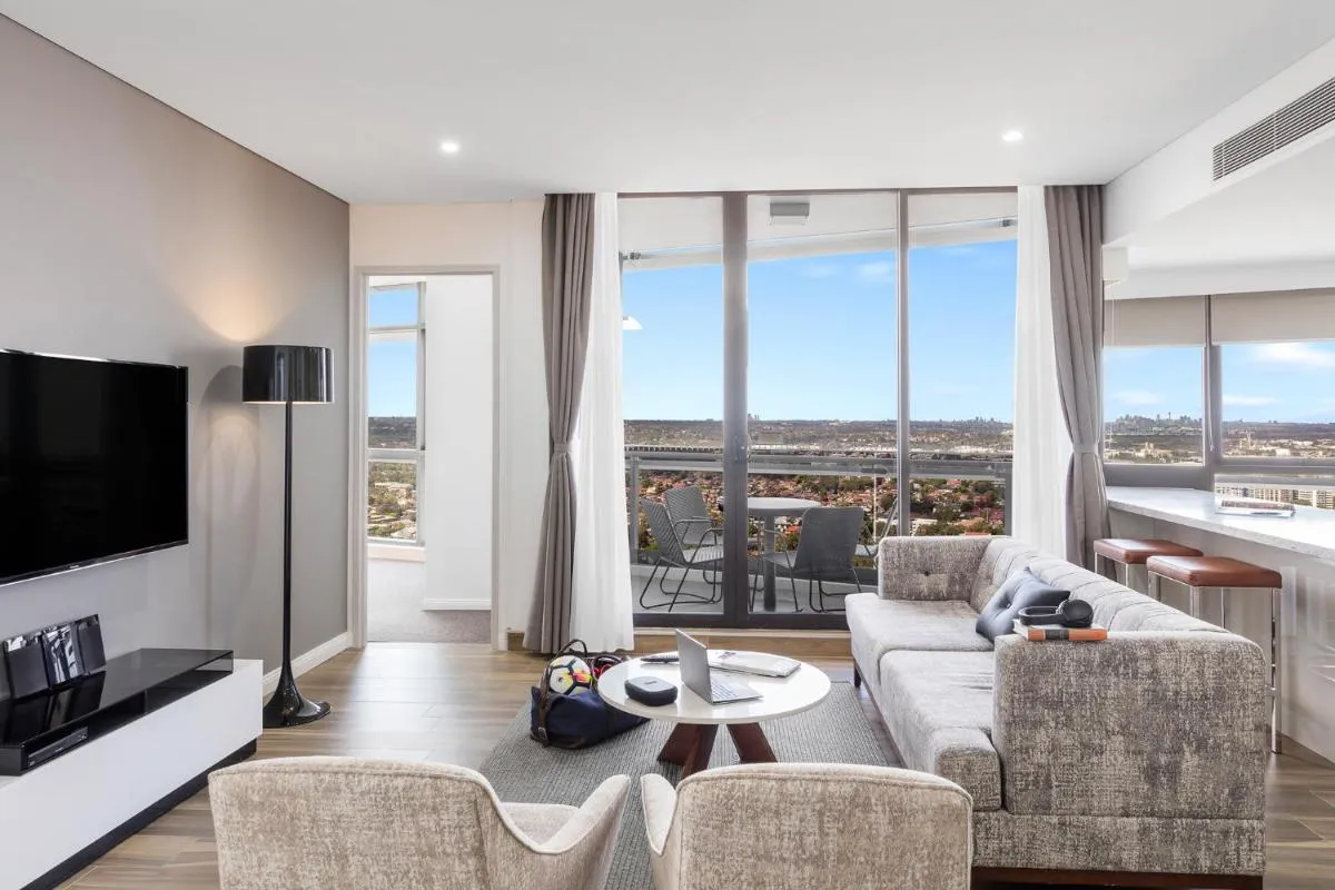 Image 4 of Meriton Suites Church Street, Parramatta