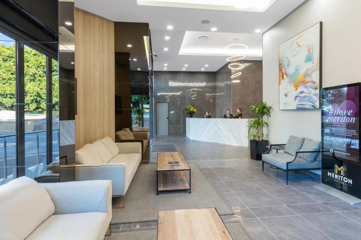 Image 3 of Meriton Suites Waterloo