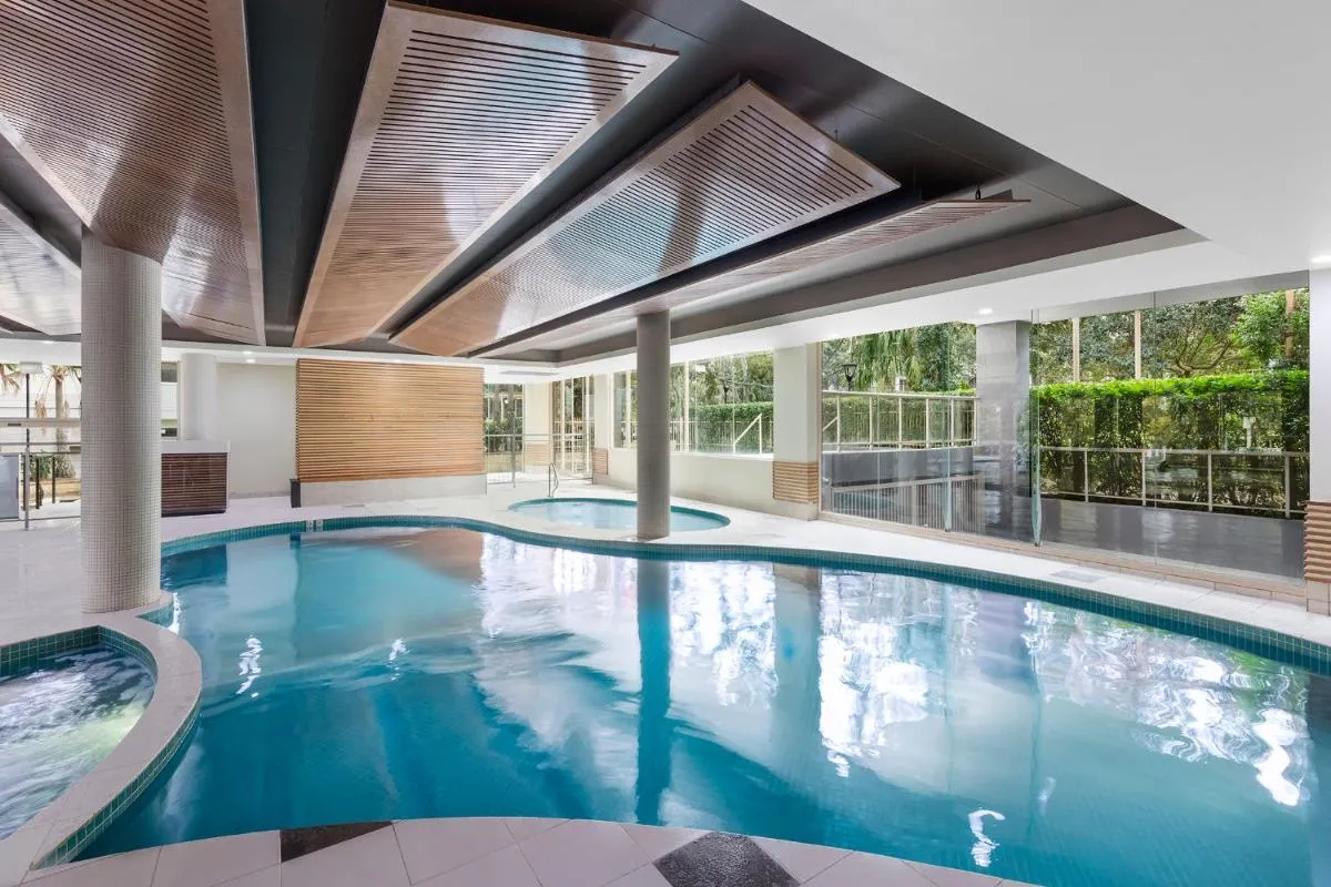 Image 5 of Meriton Suites Waterloo